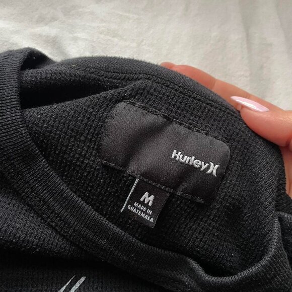 2000s Hurley Waffleknit Long Sleeve Size medium,... - Picture 4 of 7